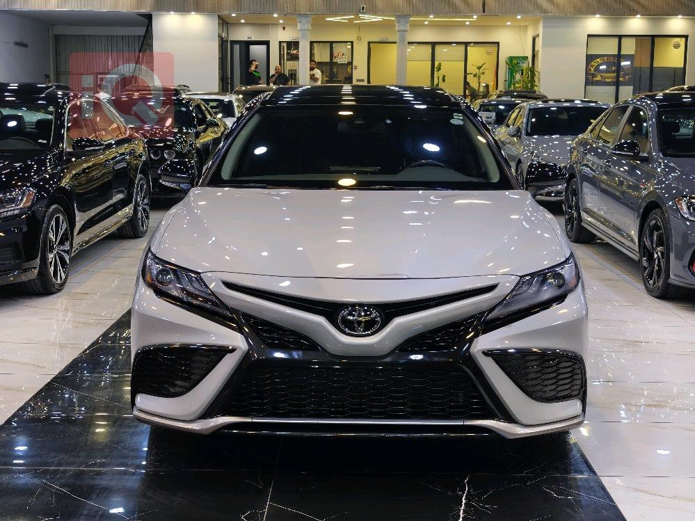 تۆیۆتا کامری